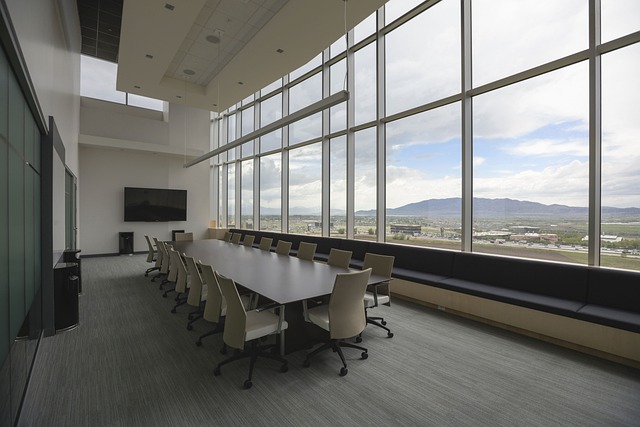 table-2577998_640